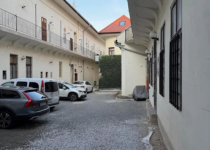 아파트 Maisonette In The Historical Center Of 코시체